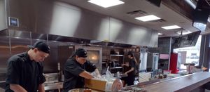 Dam Chicken kitchen